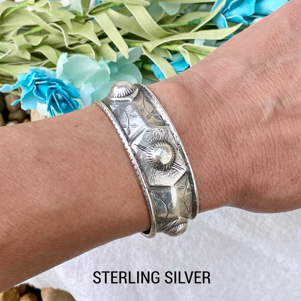 Palestinian Haydari High Grade Sterling Silver Heavy Thick Cuff Bracelet Antique